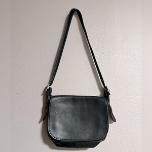 Vintage Coach 9951 Patricia’s Legacy Messenger crossbody black